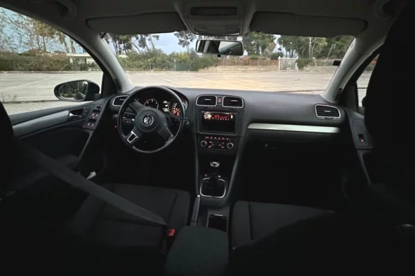 Makina ne shitje ne Vlore - 5,200 Euro