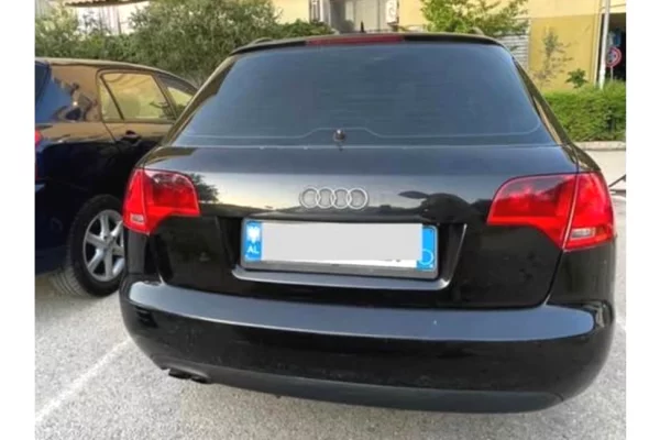 Auto in Vendita  a Tirana - 4,200 Euro