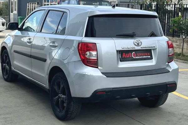 Auto in Vendita  a Tirana - 4,900 Euro