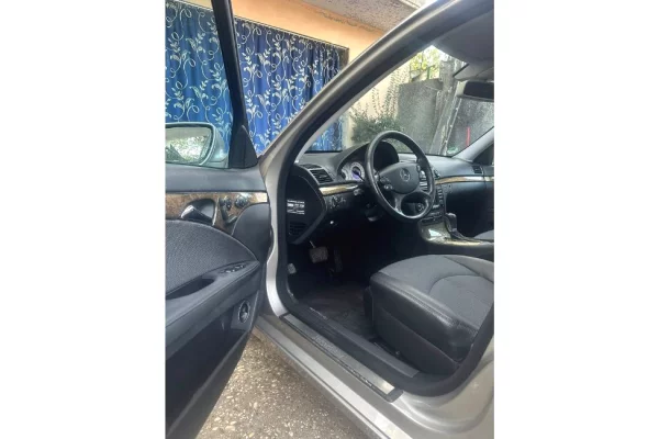 Makina ne shitje  ne Tirane - 6,500 Euro