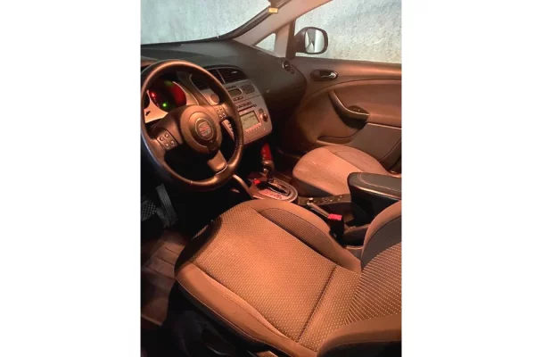 Makina ne shitje ne Tirane - 3,000 Euro