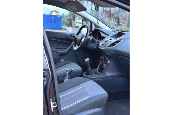 Auto in Vendita  a Tirana - 3,850 Euro