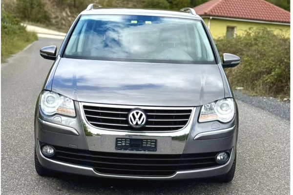 Auto in Vendita  a Tirana - 4,600 Euro