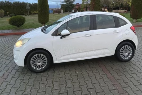 Auto in Vendita  a Gjakova - 4,300 Euro