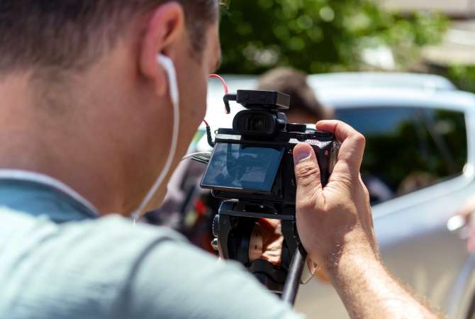 Job Offers Photographer/Cameraman