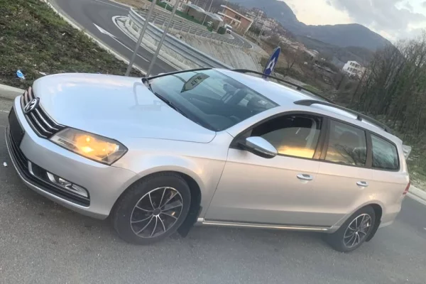 Makina ne shitje  ne Tirane - 6,000 Euro