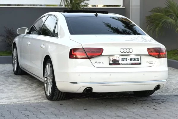 Auto in Vendita a Tirana - 12,500 Euro