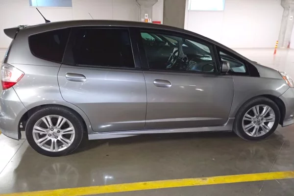 Makina ne shitje  ne Tirane - 5,800 Euro