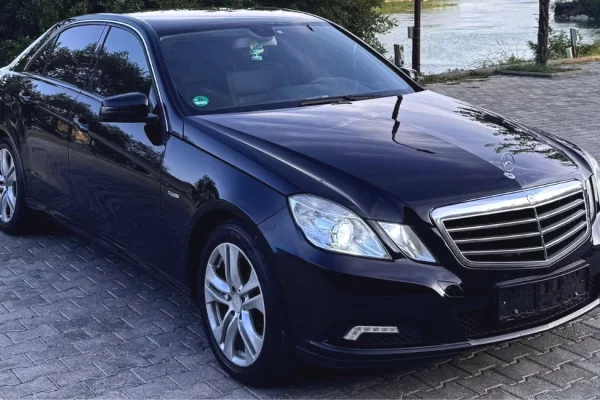 Auto in Vendita a Tirana - 7,900 Euro