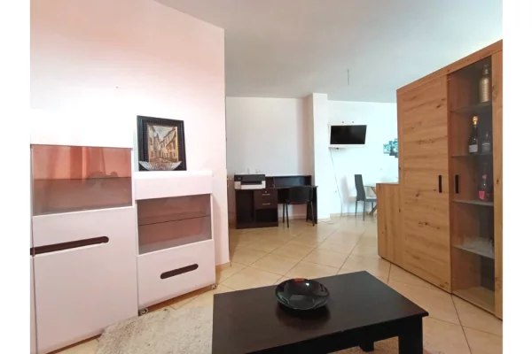 Casa in affitto 2+1 a Tirana - 300 Euro
