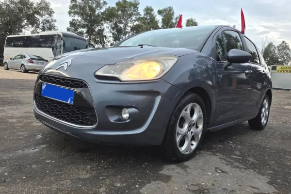 Makina ne shitje ne Durres - 5,300 Euro