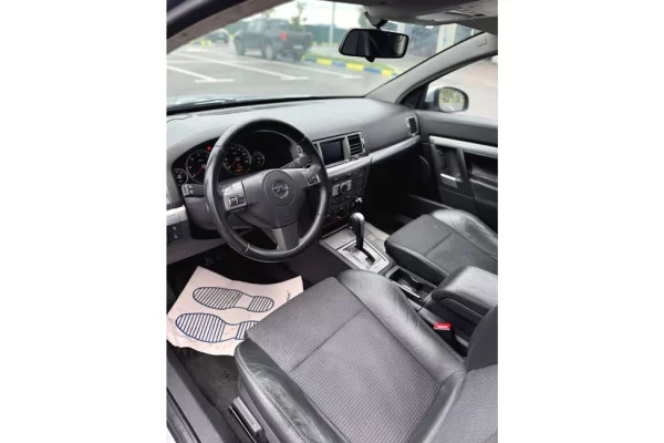 Makina ne shitje ne Durres - 3,400 Euro