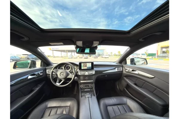 Makina ne shitje  ne Tirane - 22,000 Euro