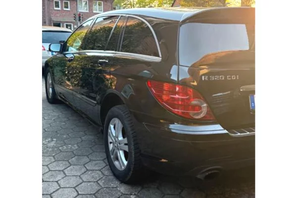 Makina ne shitje ne Tirane - 3,500 Euro