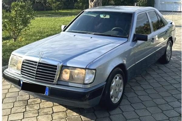 Auto in Vendita a Tirana - 2,700 Euro