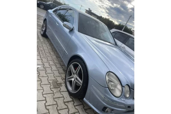 Auto in Vendita a Tirana - 4,200 Euro