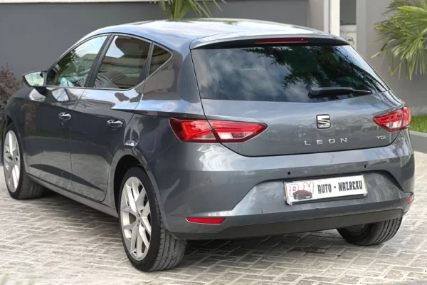 Makina ne shitje ne Fier - 6,400 Euro