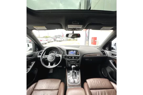 Auto in Vendita a Tirana - 15,900 Euro