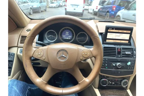 Makina ne shitje ne Durres - 5,300 Euro