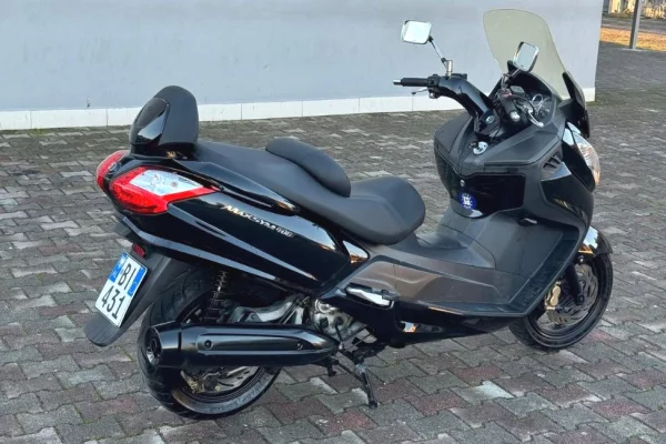 Moto e Scooter in vendita a Tirana - 2,400 Euro