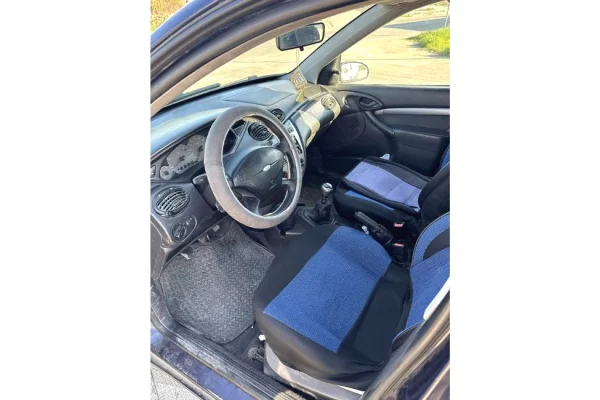 Makina ne shitje ne Tirane - 1,500 Euro