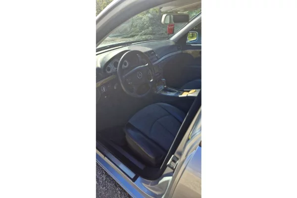 Makina ne shitje ne Tirane - 6,000 Euro