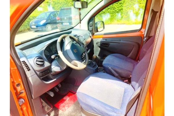 Makina ne shitje ne Tirane - 5,300 Euro