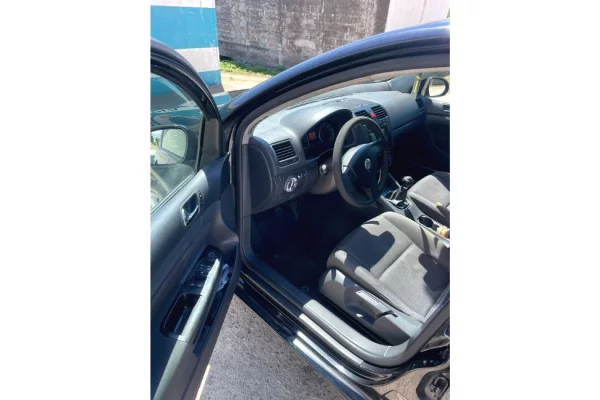 Makina ne shitje ne Kavaje - 2,999 Euro