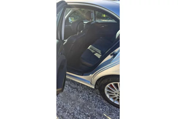 Makina ne shitje ne Tirane - 6,000 Euro