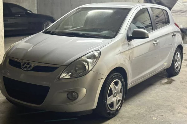 Cars for sale in Tirana - 3,500 Euro