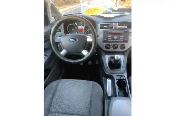 Cars for sale in Tirana - 2,800 Euro