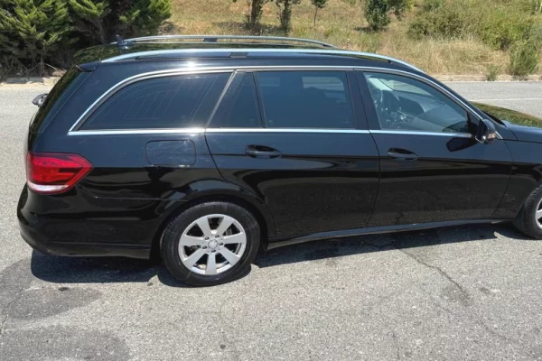 Makina ne shitje  ne Tirane - 15,000 Euro