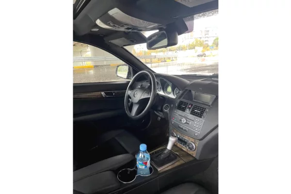 Makina ne shitje  ne Tirane - 5,700 Euro