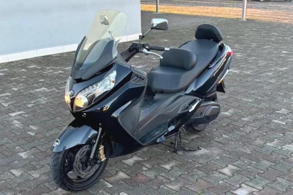 Motorcycles for sale  in Tirana - 2,400 Euro