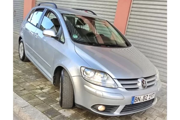 Makina ne shitje  ne Tirane - 3,800 Euro