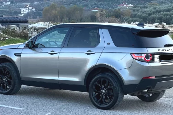 Makina ne shitje  ne Tirane - 13,500 Euro