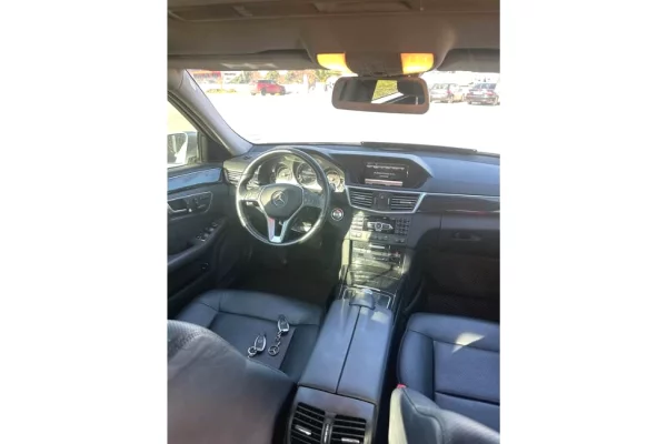 Makina ne shitje  ne Tirane - 8,999 Euro