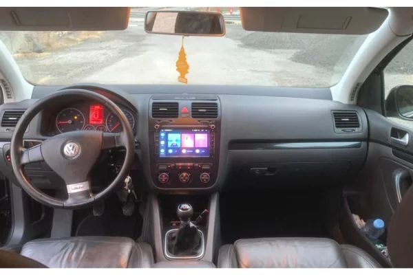 Makina ne shitje  ne Tirane - 4,400 Euro