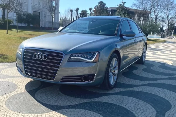 Makina ne shitje  ne Tirane - 10,000 Euro