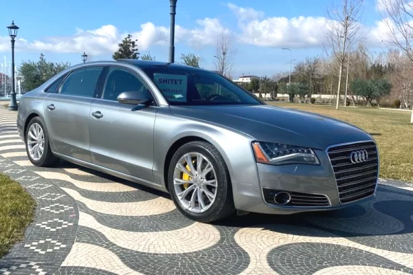 Makina ne shitje  ne Tirane - 10,000 Euro