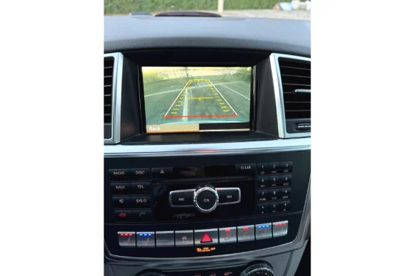 Makina ne shitje  ne Tirane - 13,500 Euro