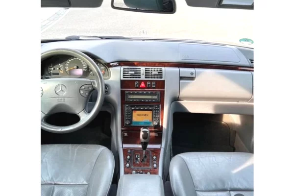 Makina ne shitje  ne Tirane - 3,000 Euro