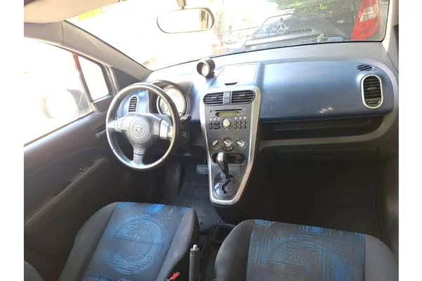 Makina ne shitje ne Tirane - 4,600 Euro