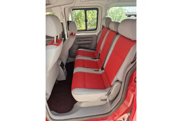 Makina ne shitje ne Tirane - 5,800 Euro