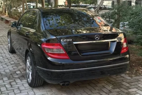 Makina ne shitje ne Lezhe - 6,500 Euro