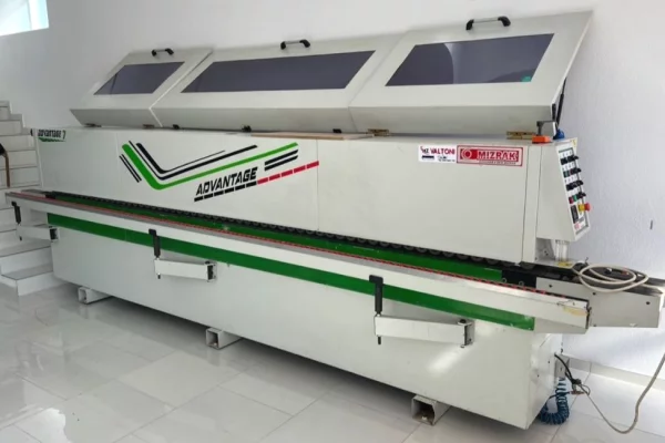 Vegla Pune ne Tirane - 10,700 Euro