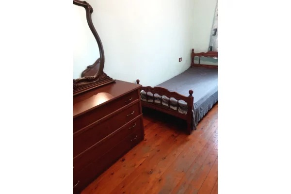 Shtepi me qera Apartament ne Tirane, 2+1, Mobilimi E mobiluar, Pagesa 40,000  Leke.