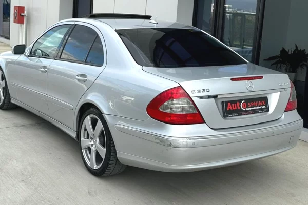 Makina ne shitje ne Tirane - 5,800 Euro