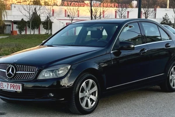 Makina ne shitje ne Tirane - 5,500 Euro