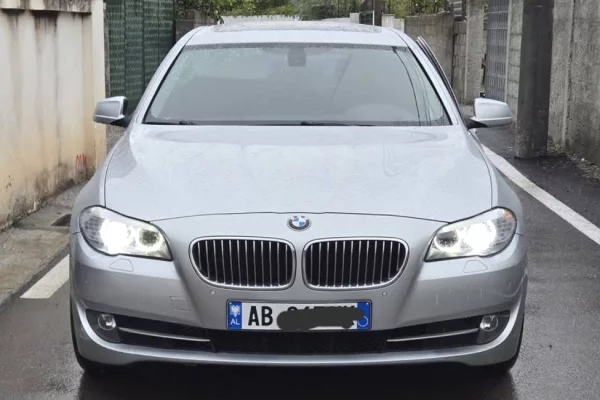 Makina ne shitje ne Tirane - 8,900 Euro